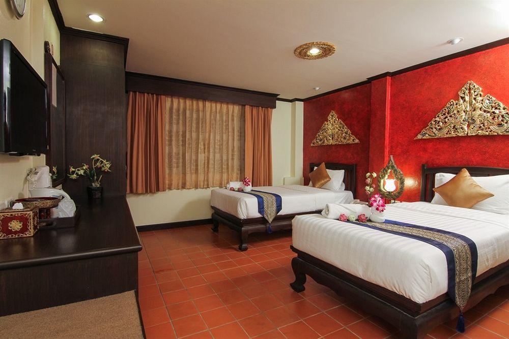 Pl Guesthouse Patong Exterior foto
